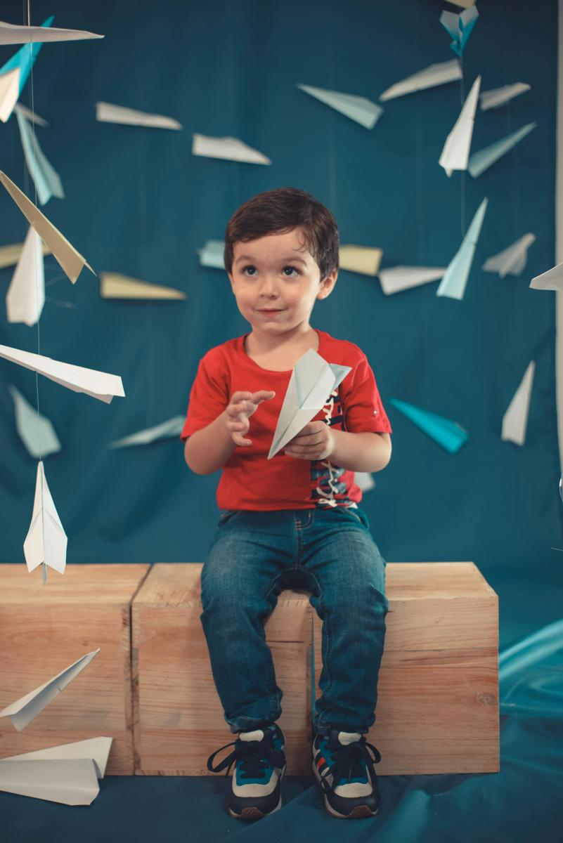 paper airplane